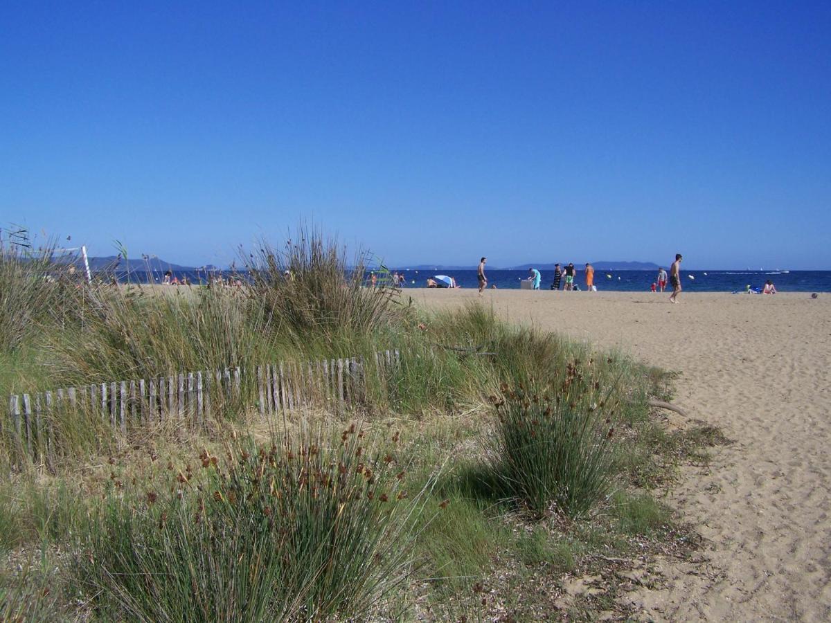 location en bord de mer Hyères Exterior foto